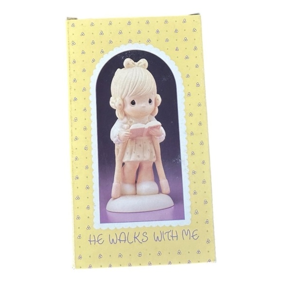 Vintage Precious Moments "He Walks With Me" Ceramic Decoration Figurine - Picture 3 of 7